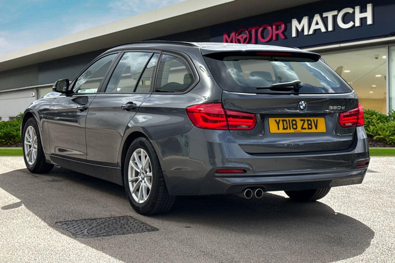 Used BMW 3 Series 2018 for sale - 78070000: Photo 2