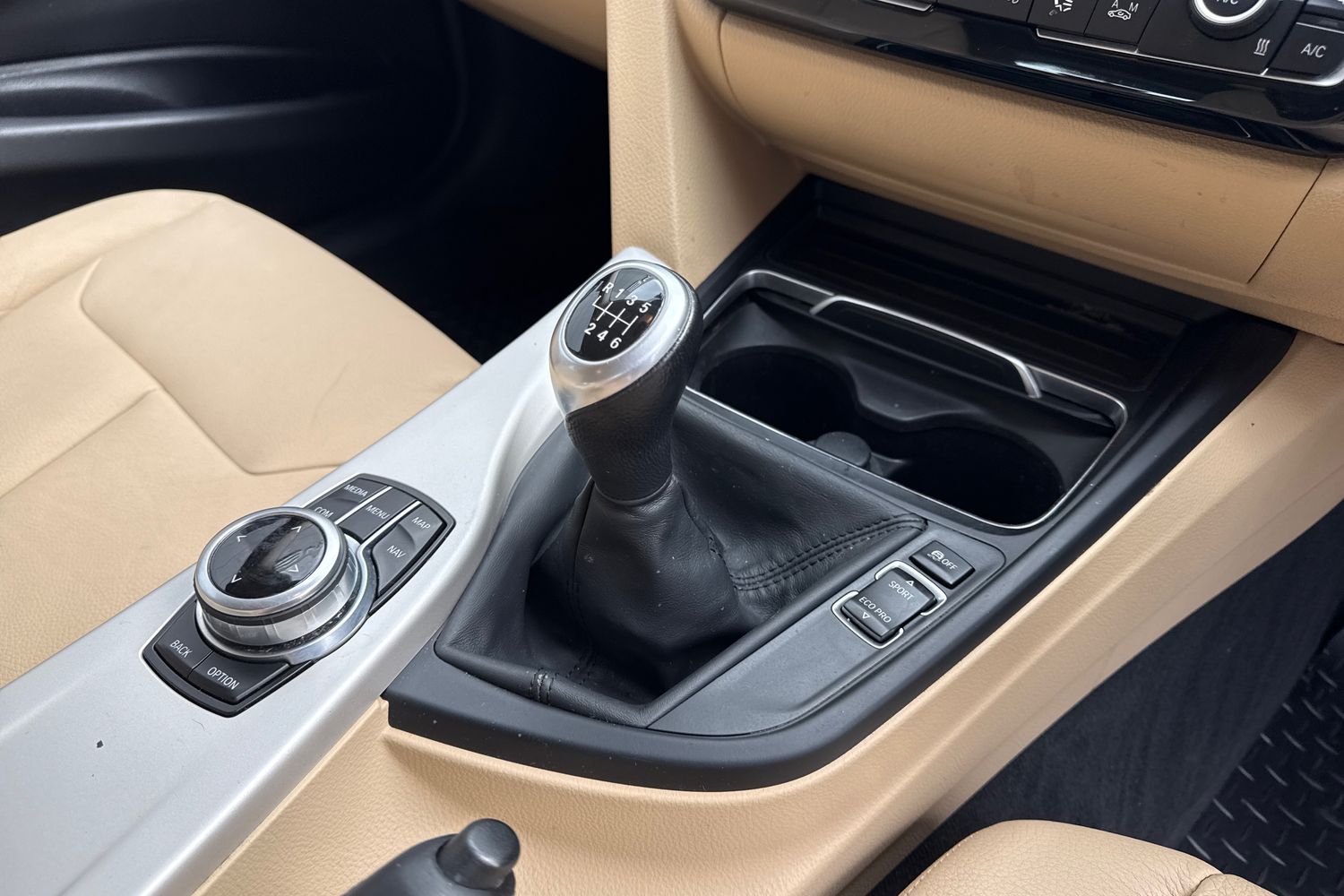 Used BMW 3 Series 2018 for sale - 78070000: Photo 23