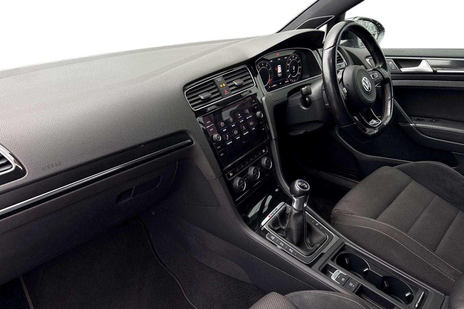 Used Volkswagen Golf 2018 for sale - 78043542: Photo 15