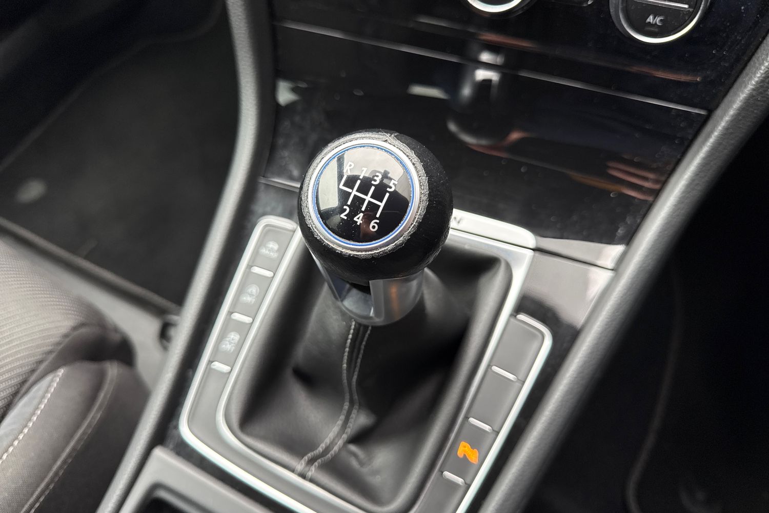 Used Volkswagen Golf 2018 for sale - 78043542: Photo 23