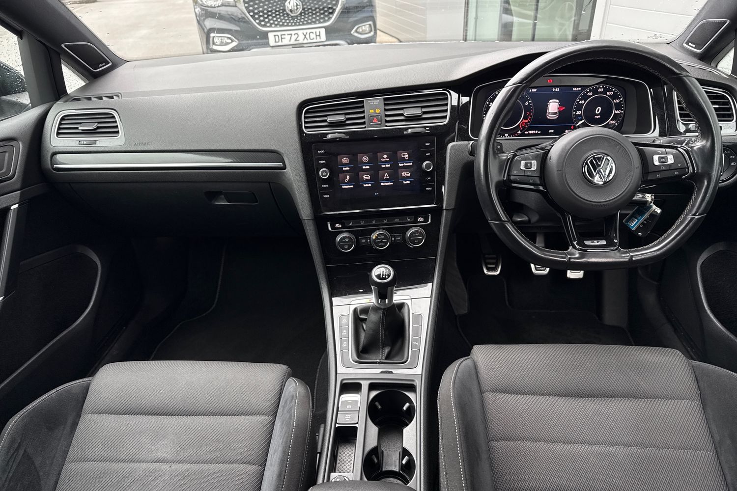 Used Volkswagen Golf 2018 for sale - 78043542: Photo 35