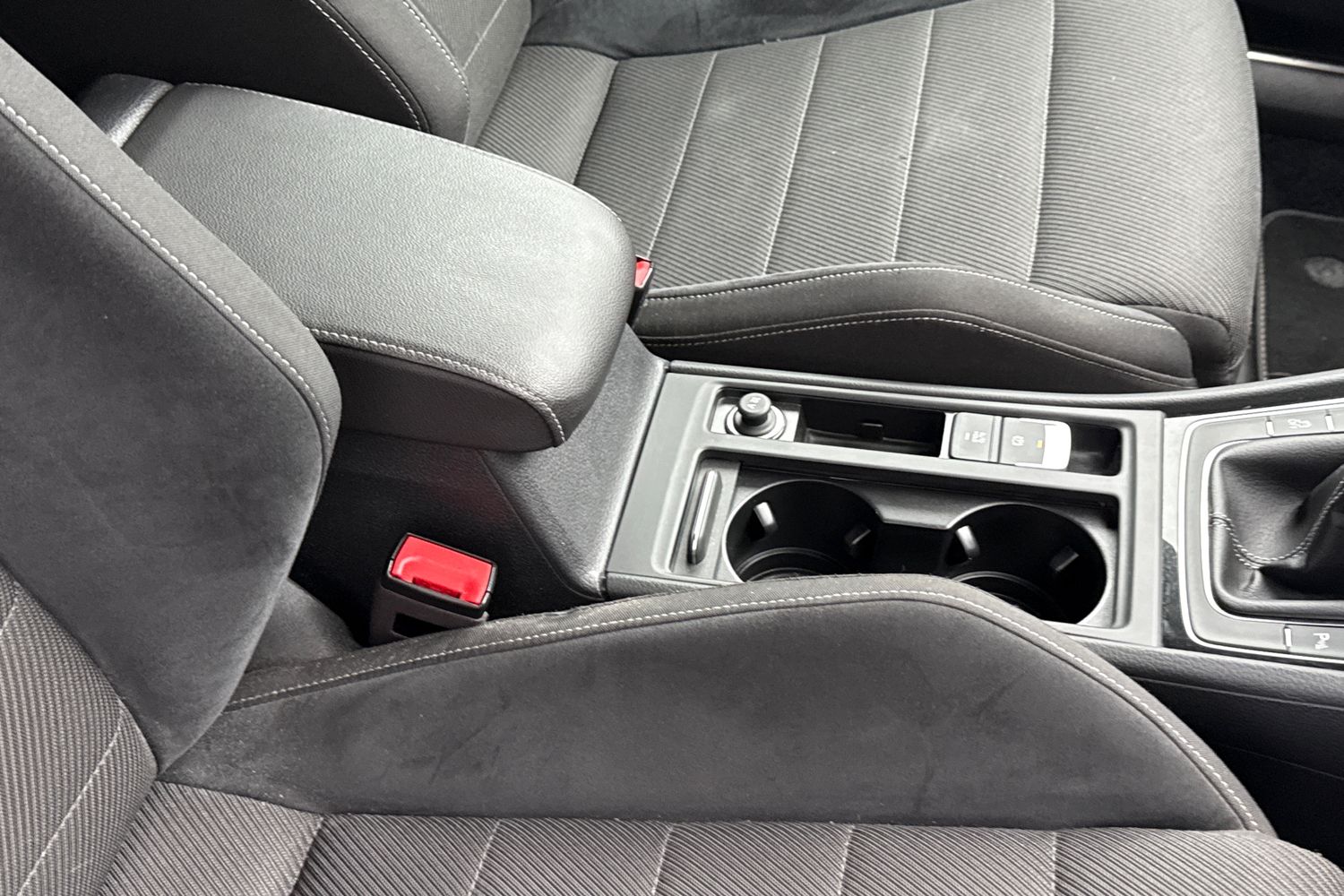 Used Volkswagen Golf 2018 for sale - 78043542: Photo 40