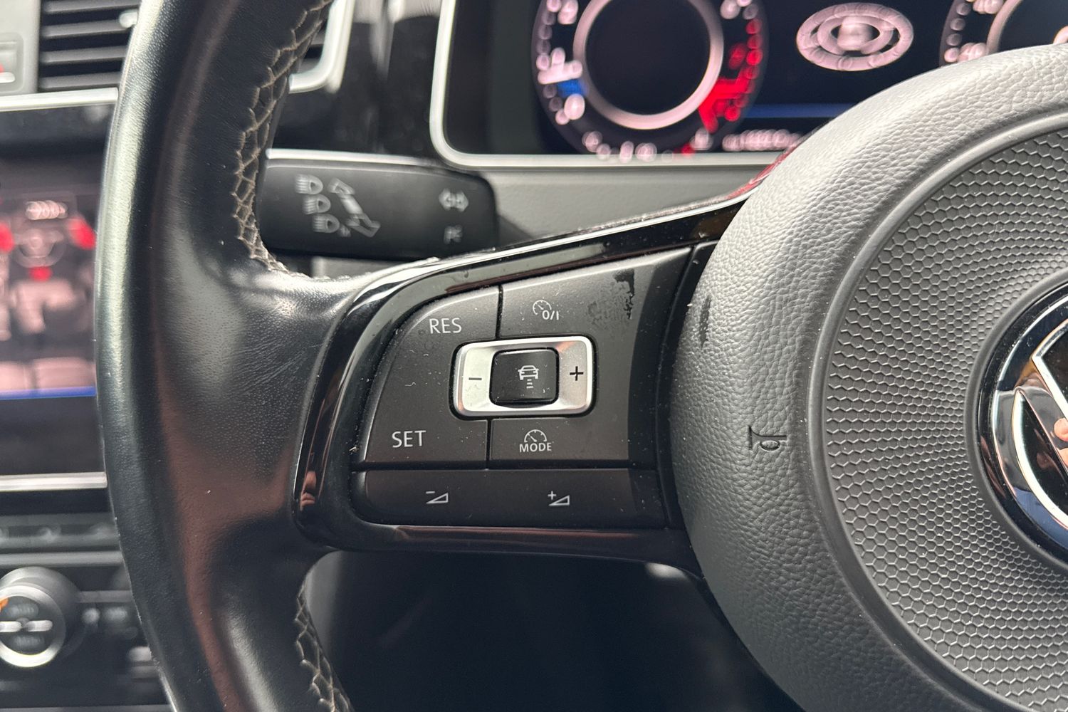 Used Volkswagen Golf 2018 for sale - 78043542: Photo 54