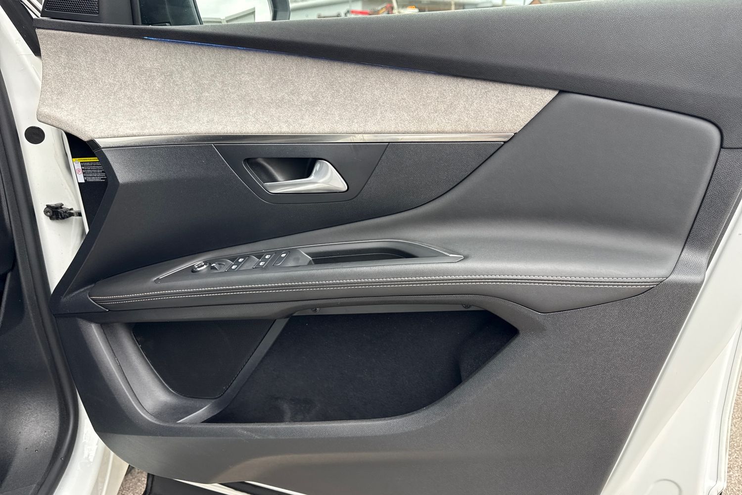 Used Peugeot 3008 2021 for sale - 77728661: Photo 21