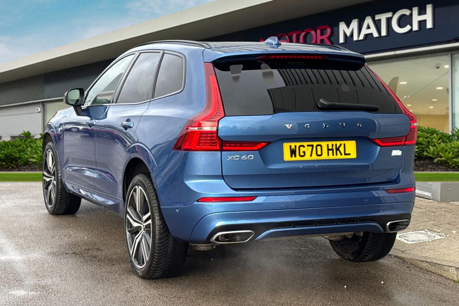 Used Volvo XC60 2021 for sale - 76330777: Photo 2