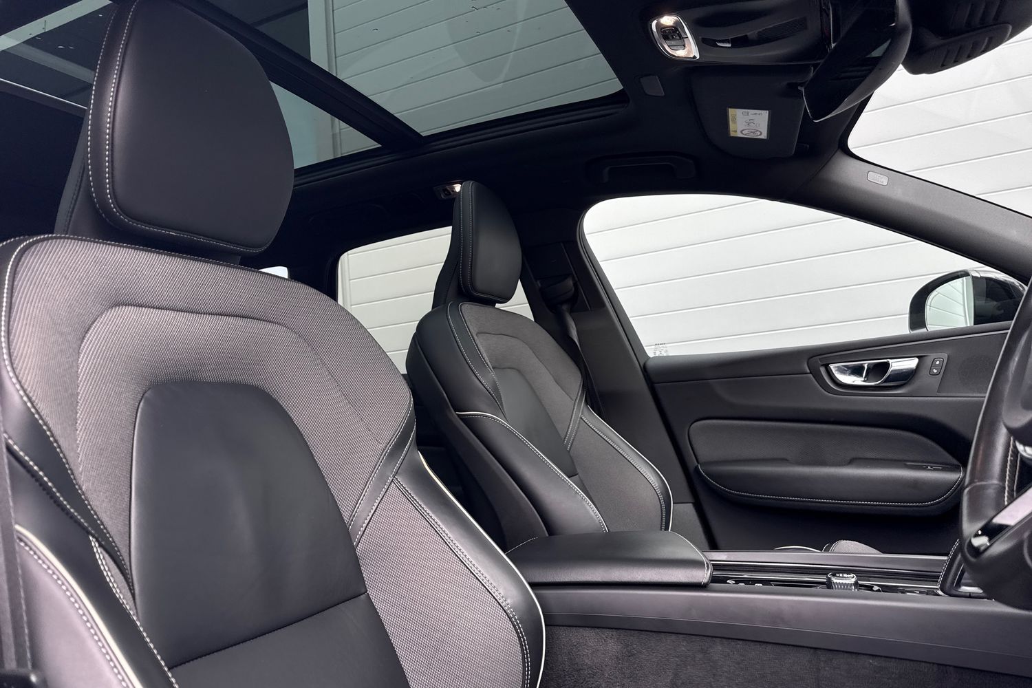 Used Volvo XC60 2021 for sale - 76330777: Photo 23