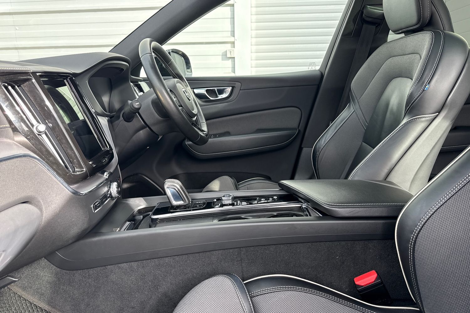 Used Volvo XC60 2021 for sale - 76330777: Photo 31