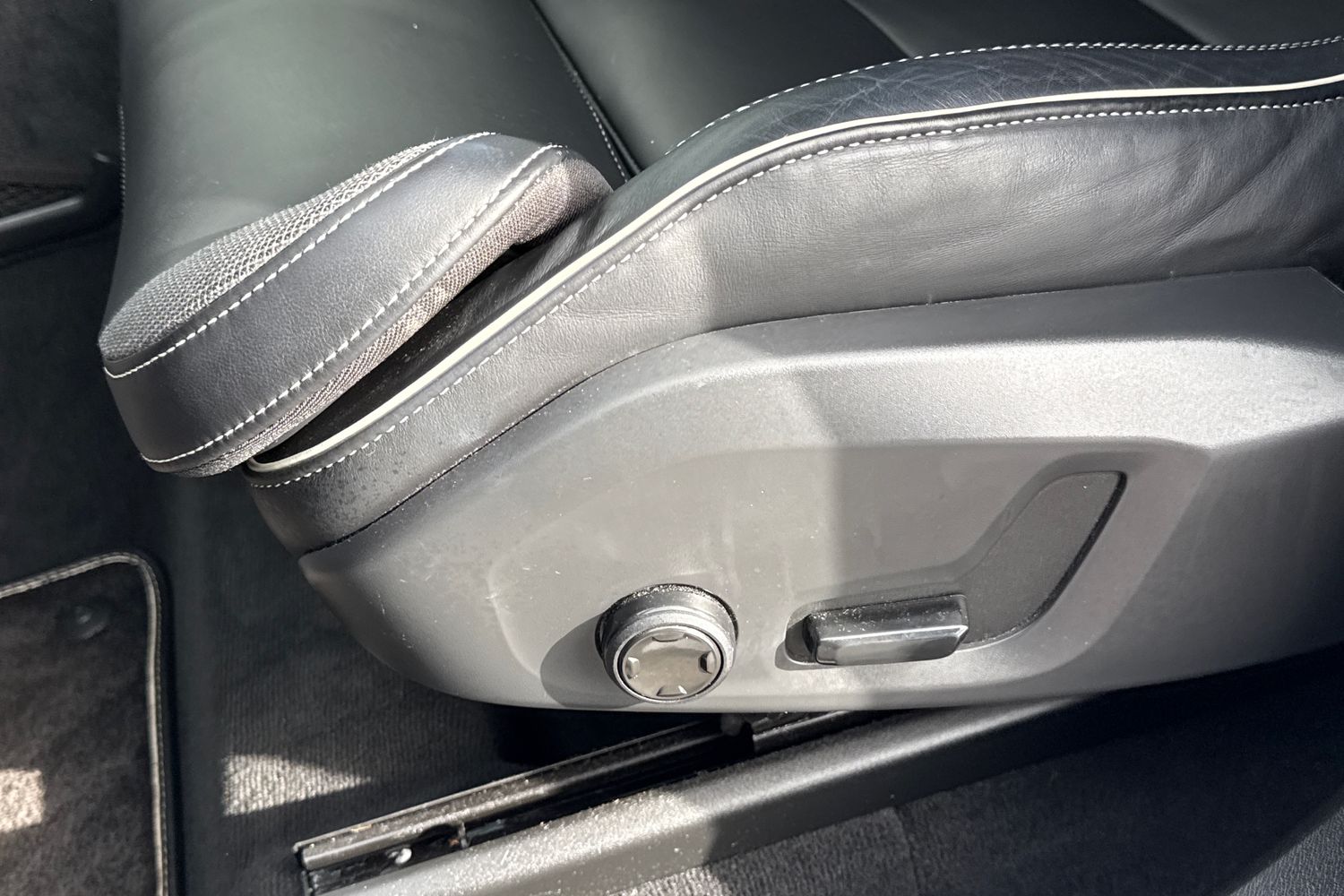 Used Volvo XC60 2021 for sale - 76330777: Photo 33