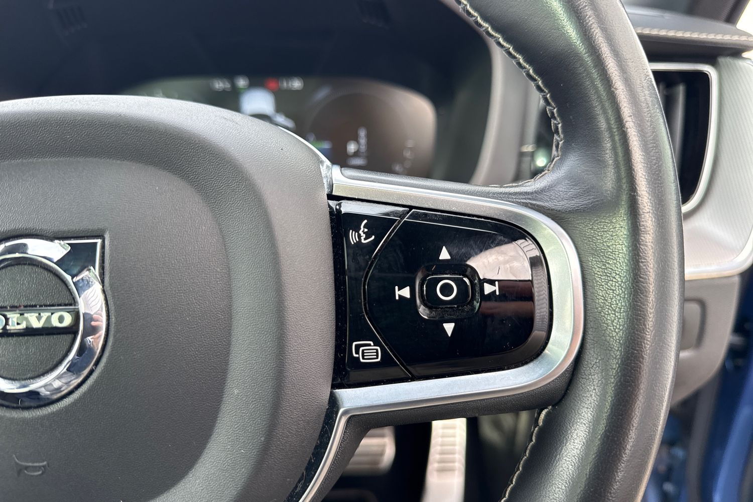 Used Volvo XC60 2021 for sale - 76330777: Photo 56