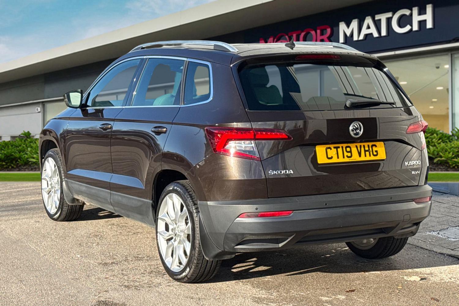 Used Skoda Karoq 2019 for sale - 76636897: Photo 2