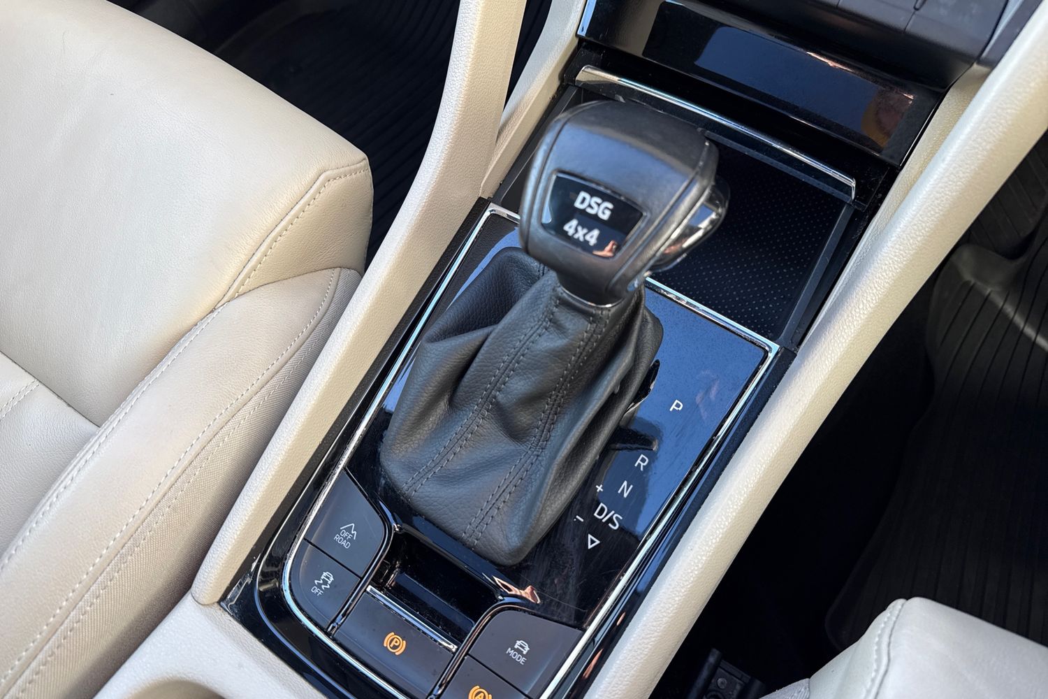 Used Skoda Karoq 2019 for sale - 76636897: Photo 23