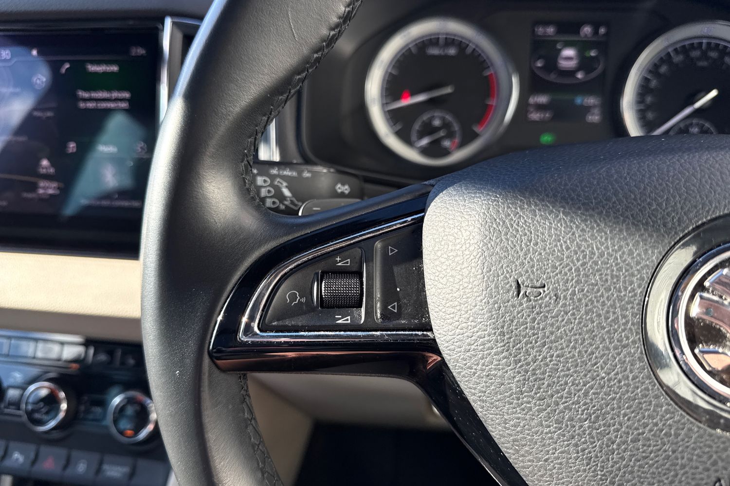 Used Skoda Karoq 2019 for sale - 76636897: Photo 55