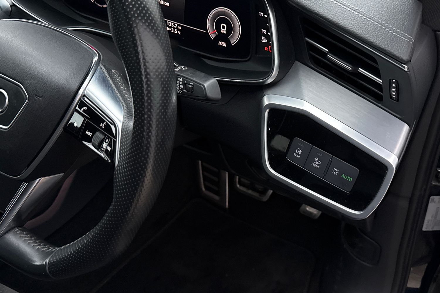 Used Audi A6 Saloon 2018 for sale - 77152467: Photo 43