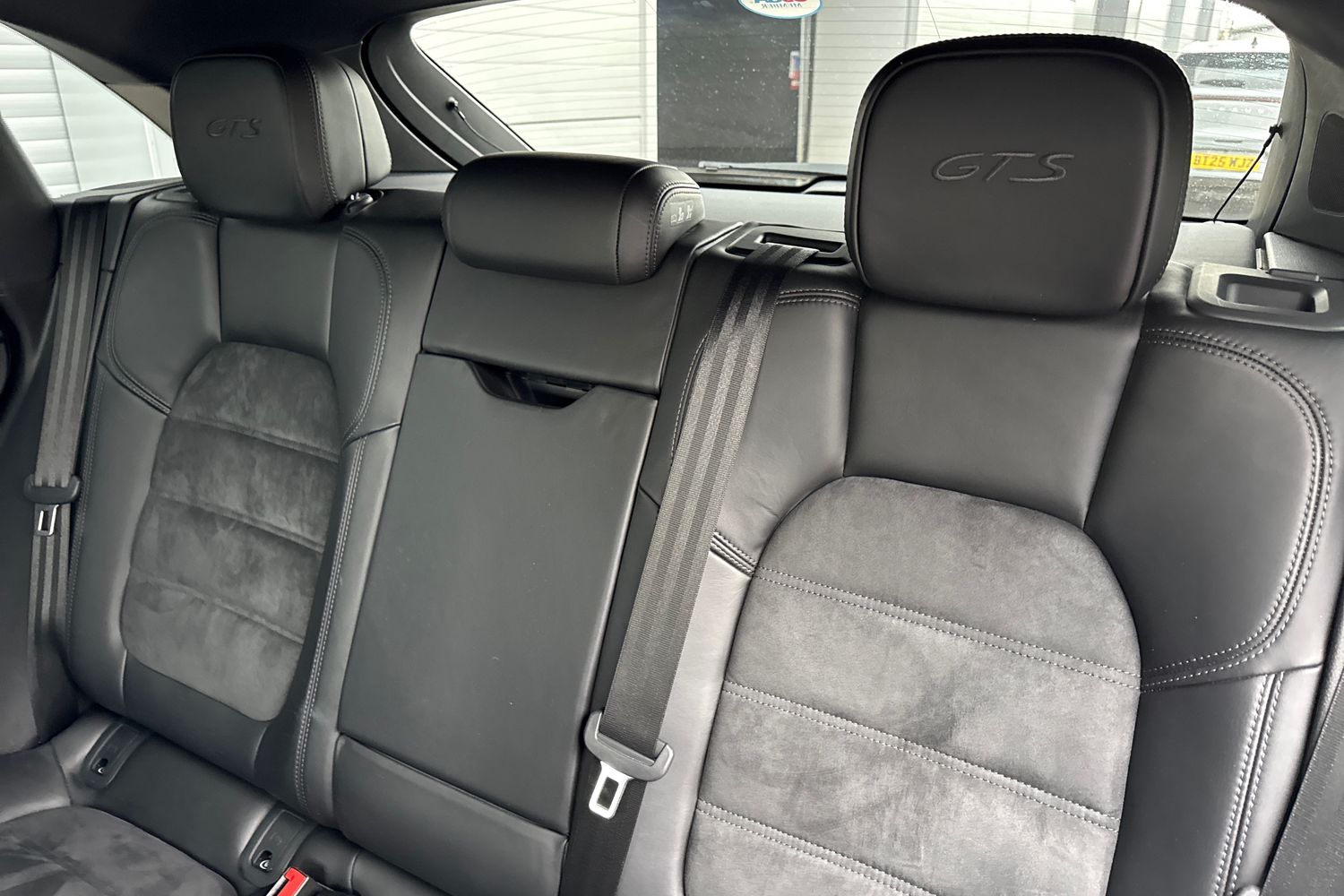 Used Porsche Macan 2017 for sale - 77733611: Photo 19