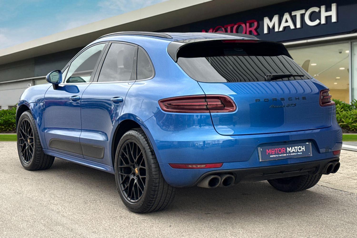Used Porsche Macan 2017 for sale - 77733611: Photo 2