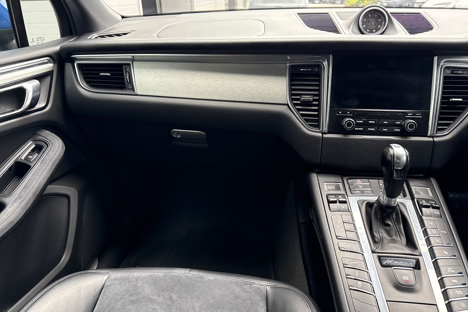 Used Porsche Macan 2017 for sale - 77733611: Photo 20