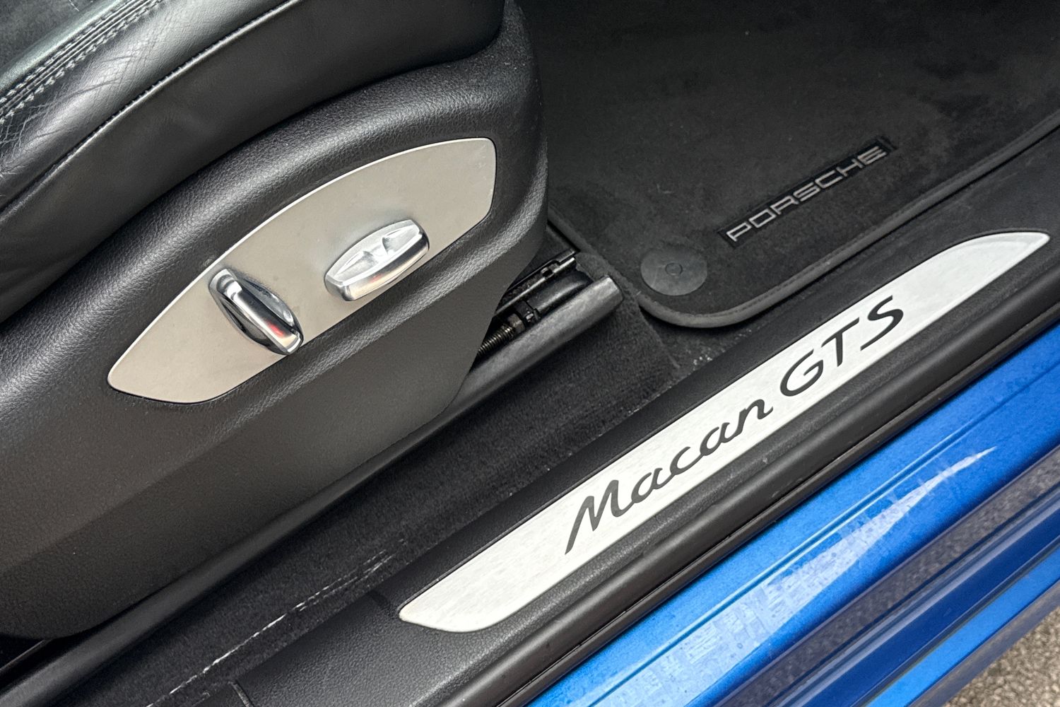 Used Porsche Macan 2017 for sale - 77733611: Photo 40