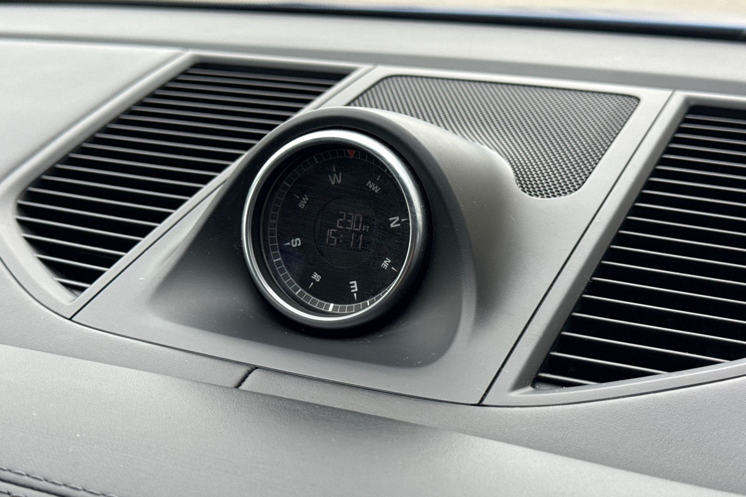 Used Porsche Macan 2017 for sale - 77733611: Photo 44