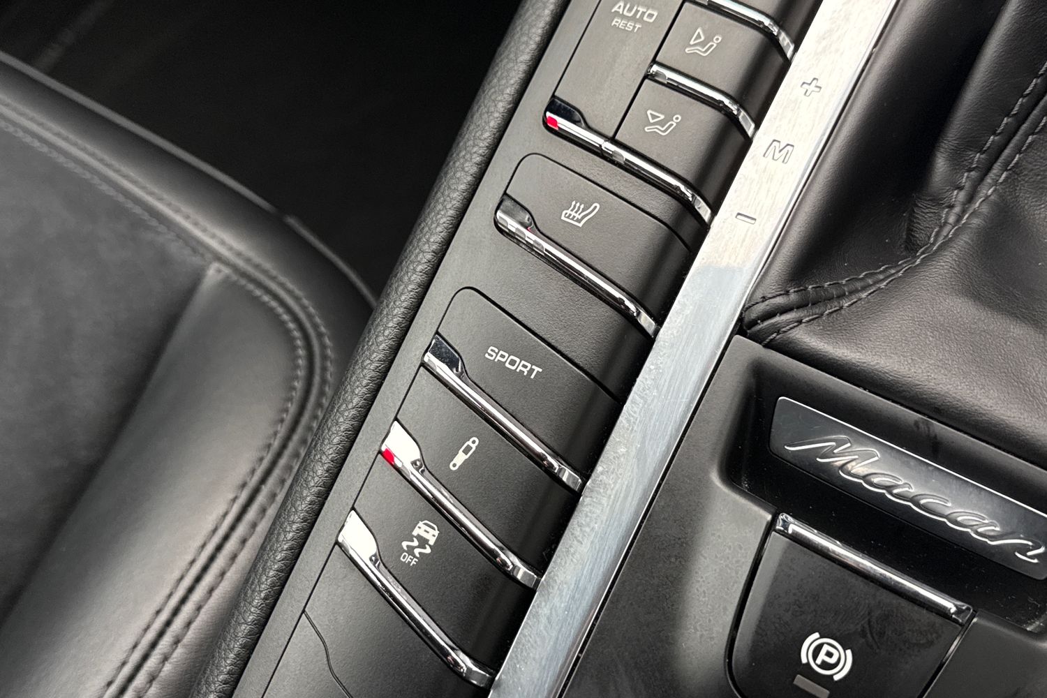 Used Porsche Macan 2017 for sale - 77733611: Photo 47