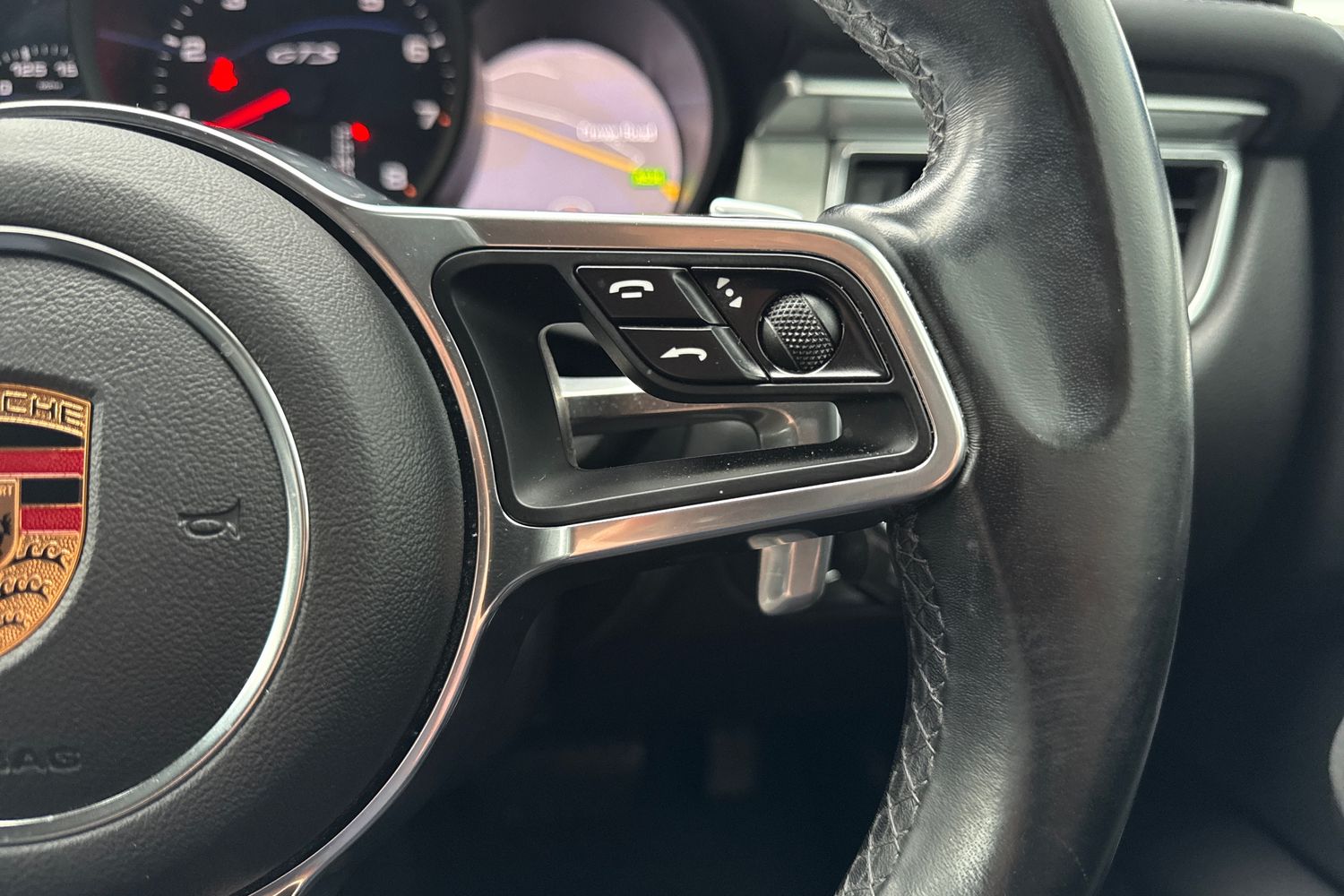 Used Porsche Macan 2017 for sale - 77733611: Photo 59