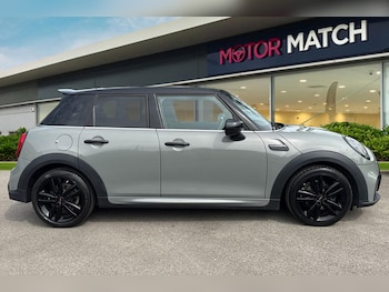 Used MINI Hatch 2022 for sale - 78739310: Photo