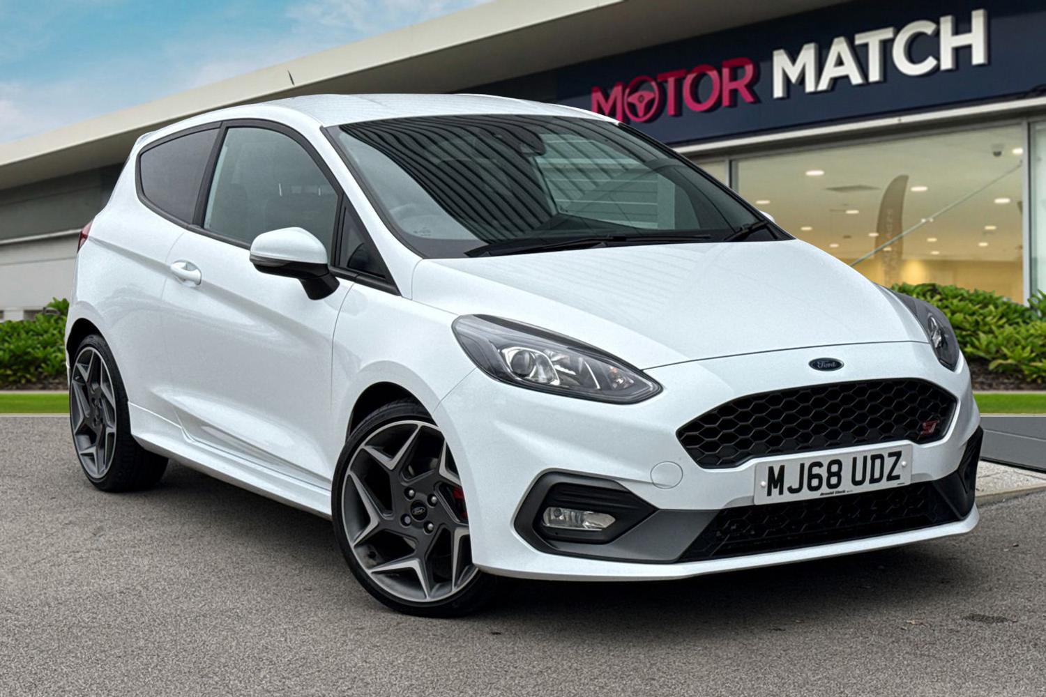 Used Ford Fiesta 2018 for sale - 76286652: Photo 1