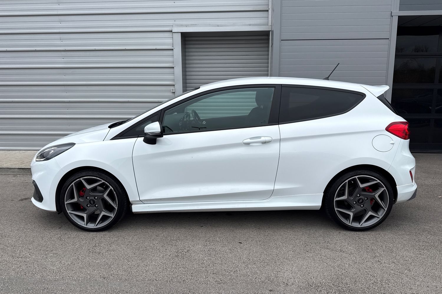 Used Ford Fiesta 2018 for sale - 76286652: Photo 34