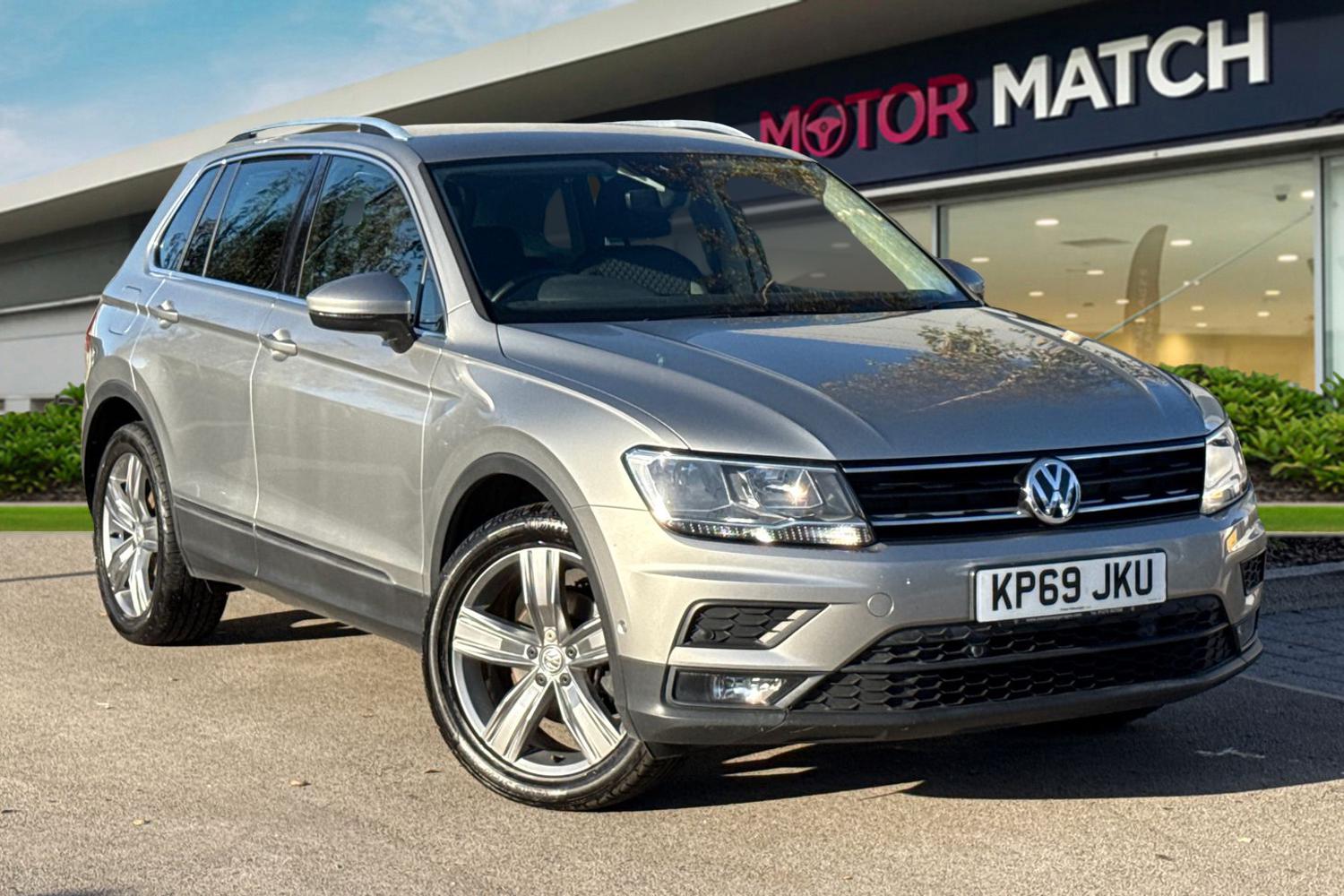 Used Volkswagen Tiguan 2019 for sale - 76604154: Photo 1
