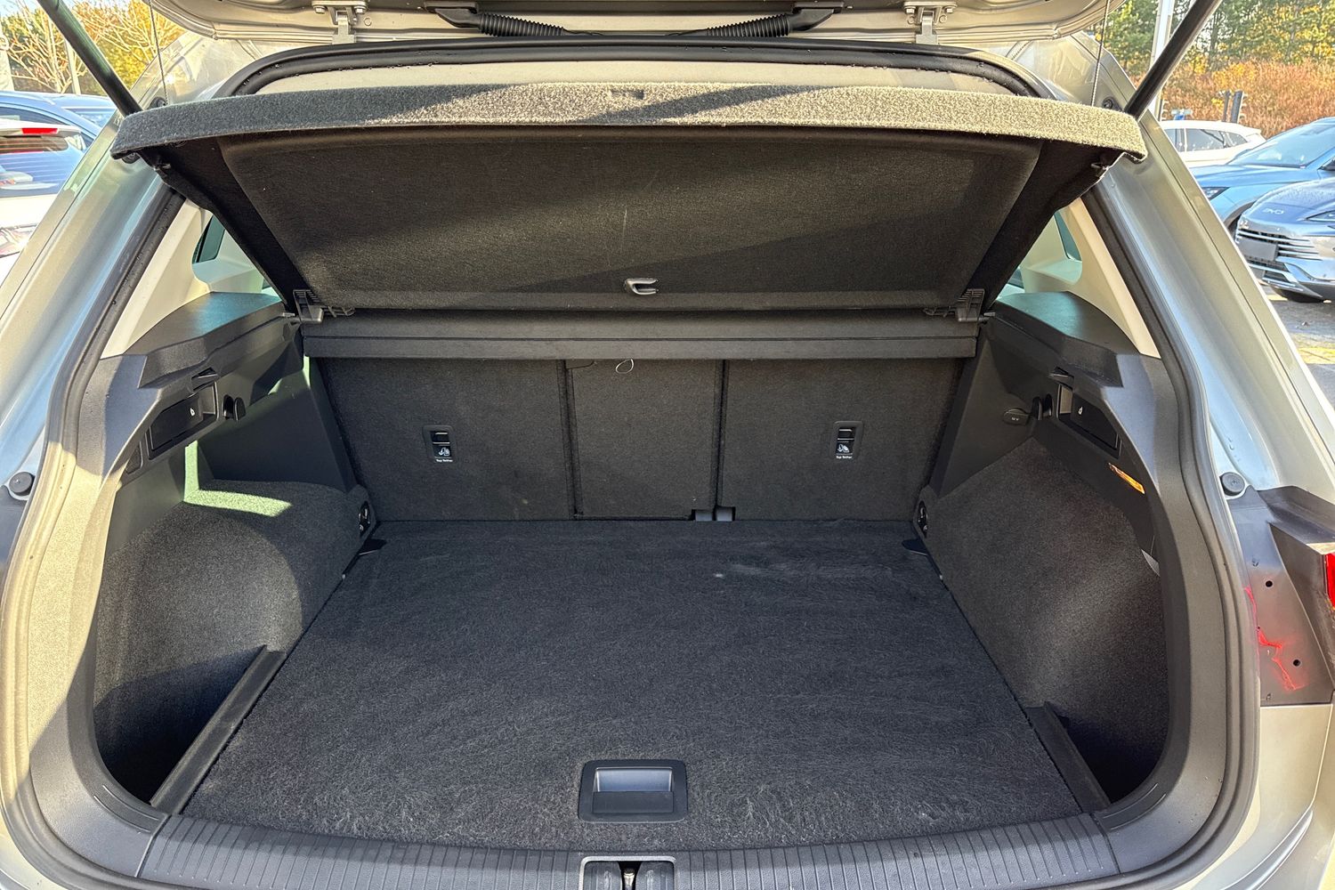 Used Volkswagen Tiguan 2019 for sale - 76604154: Photo 10