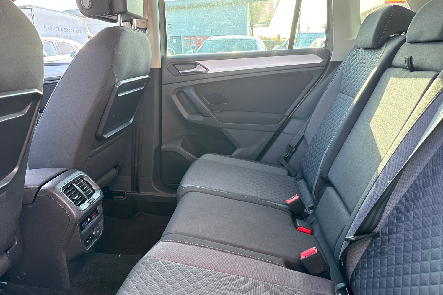 Used Volkswagen Tiguan 2019 for sale - 76604154: Photo 33