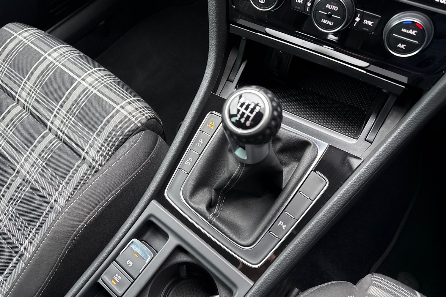 Used Volkswagen Golf 2018 for sale - 77152670: Photo 23