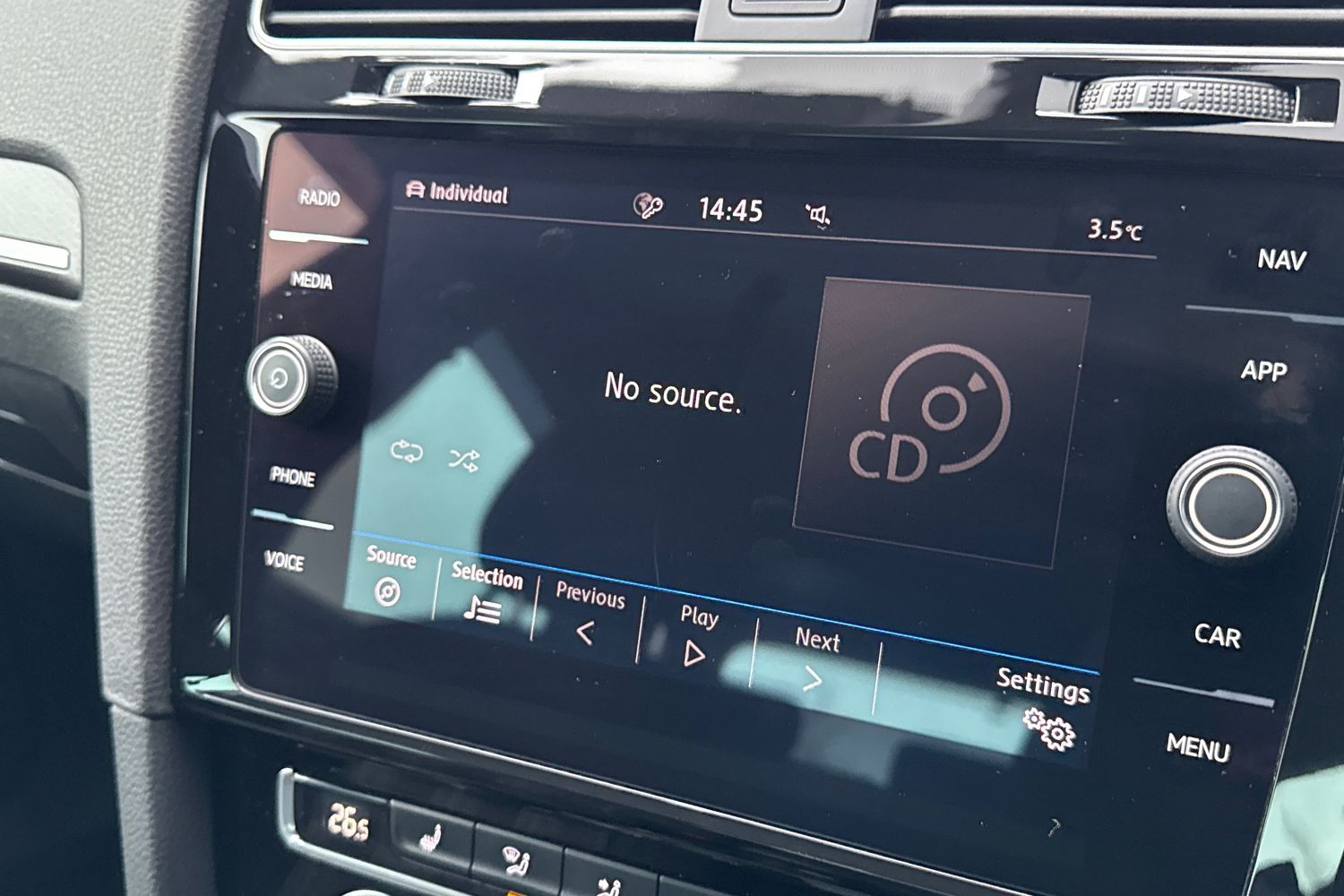 Used Volkswagen Golf 2018 for sale - 77152670: Photo 49