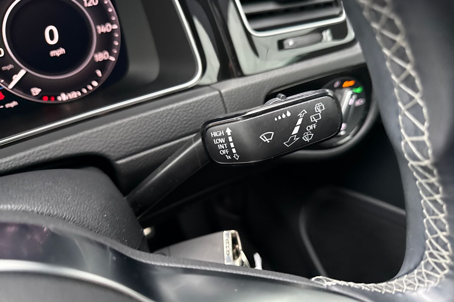 Used Volkswagen Golf 2018 for sale - 77152670: Photo 59