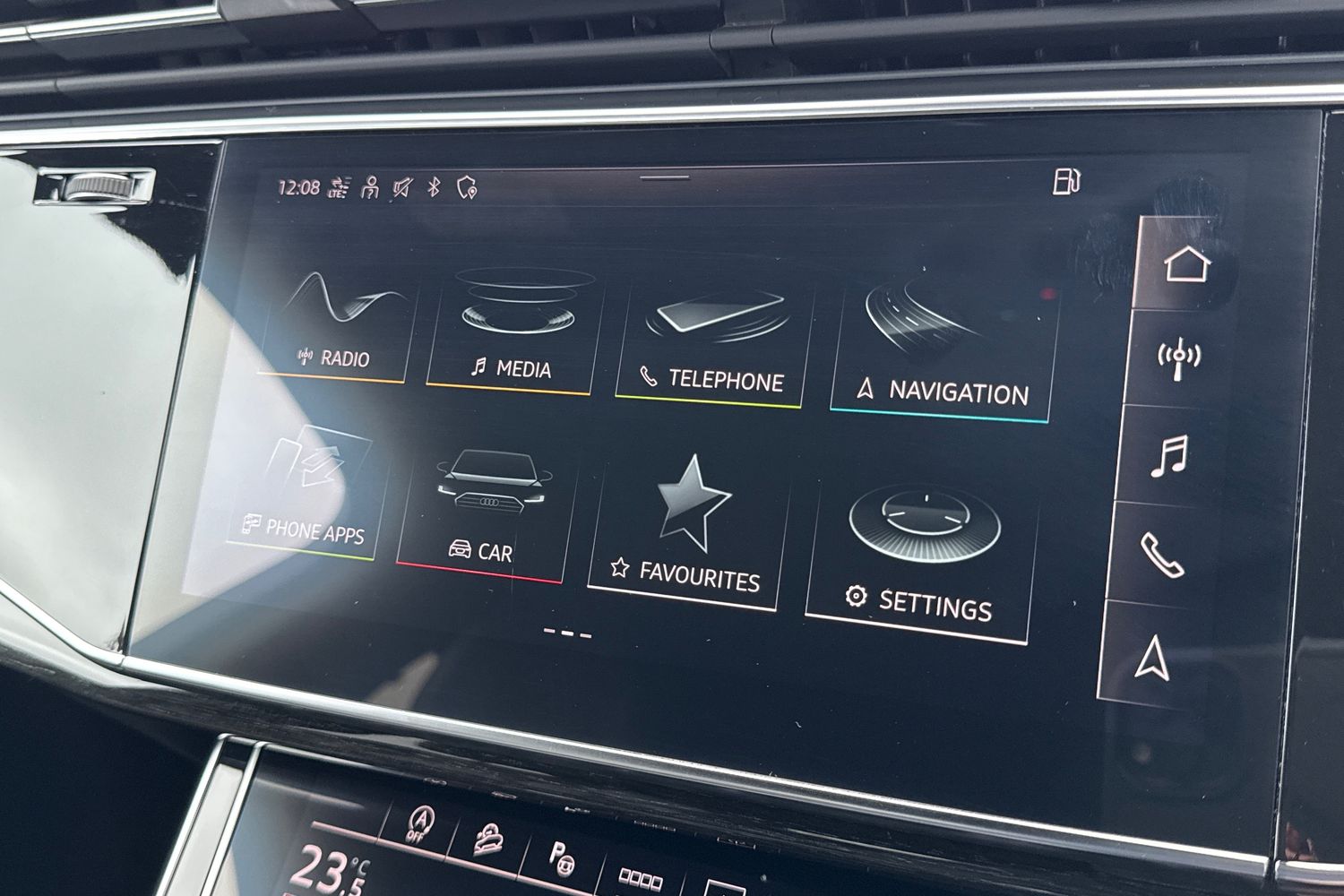 Used Audi Q7 2023 for sale - 77044376: Photo 42