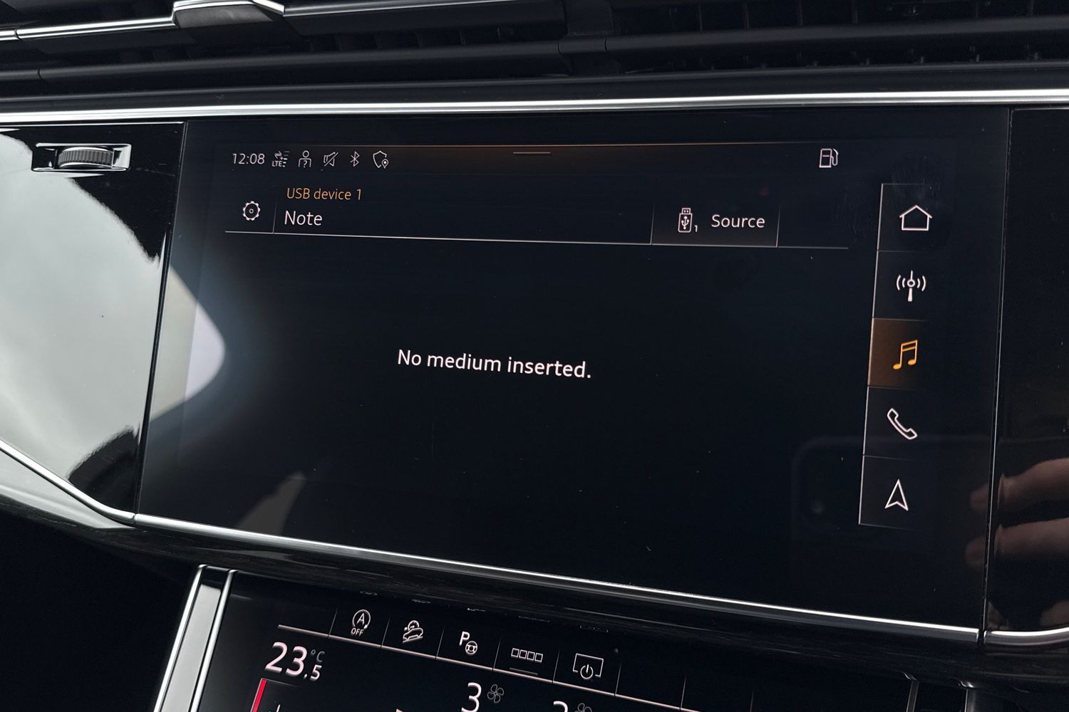 Used Audi Q7 2023 for sale - 77044376: Photo 44