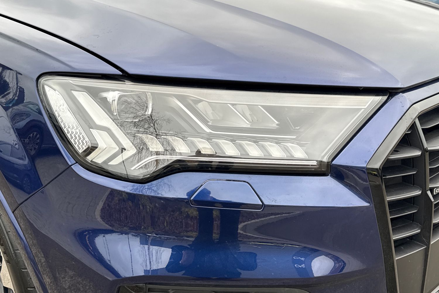 Used Audi Q7 2023 for sale - 77044376: Photo 9