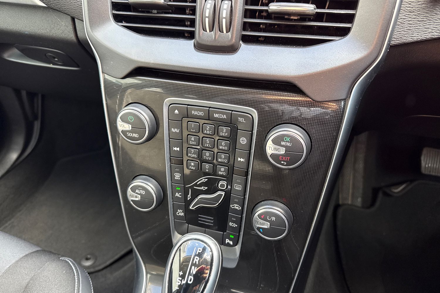 Used Volvo V40 2018 for sale - 78079144: Photo 22