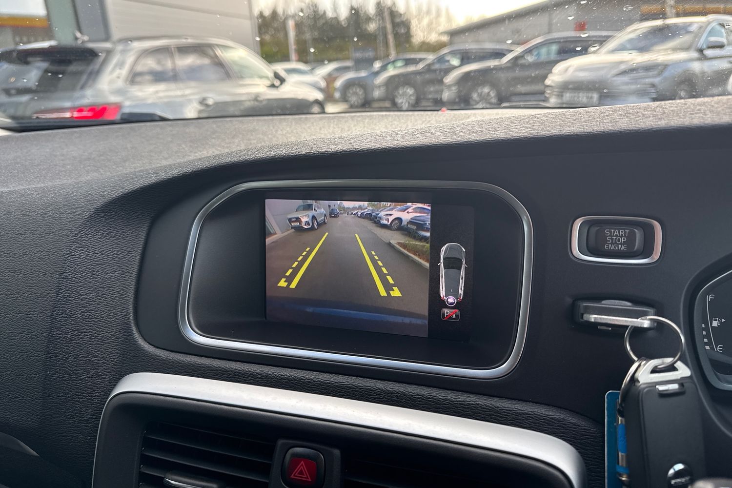 Used Volvo V40 2018 for sale - 78079144: Photo 32