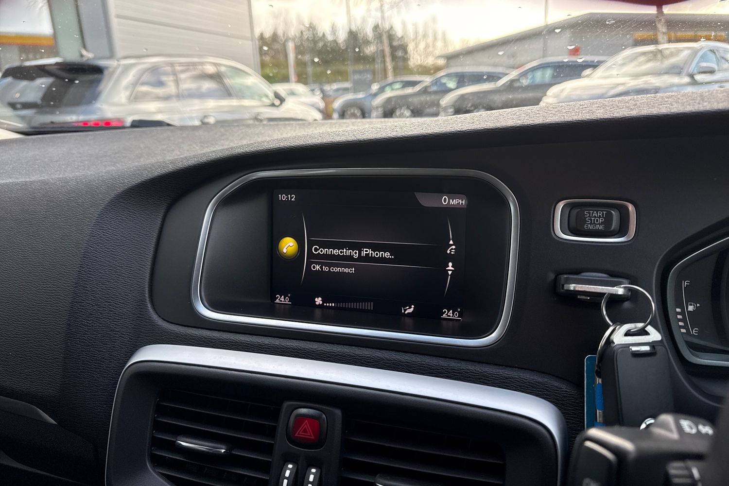 Used Volvo V40 2018 for sale - 78079144: Photo 35