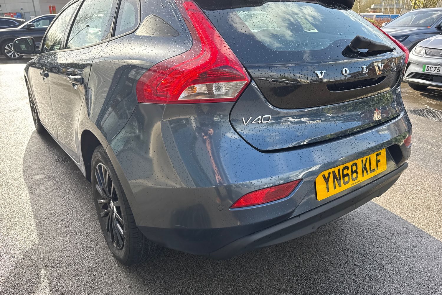 Used Volvo V40 2018 for sale - 78079144: Photo 8