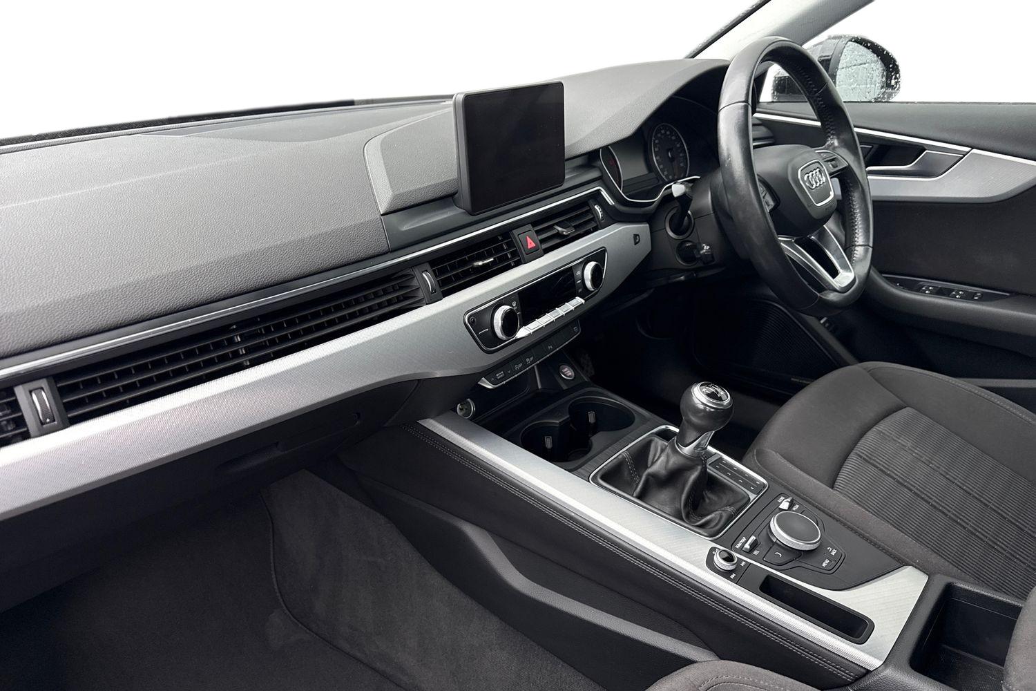 Used Audi A4 Avant 2017 for sale - 76923006: Photo 15