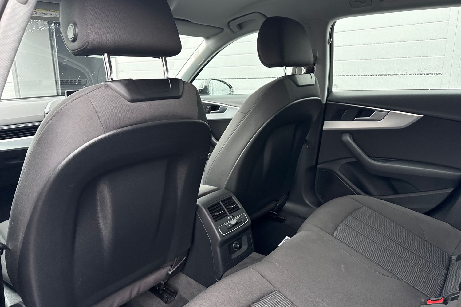 Used Audi A4 Avant 2017 for sale - 76923006: Photo 32