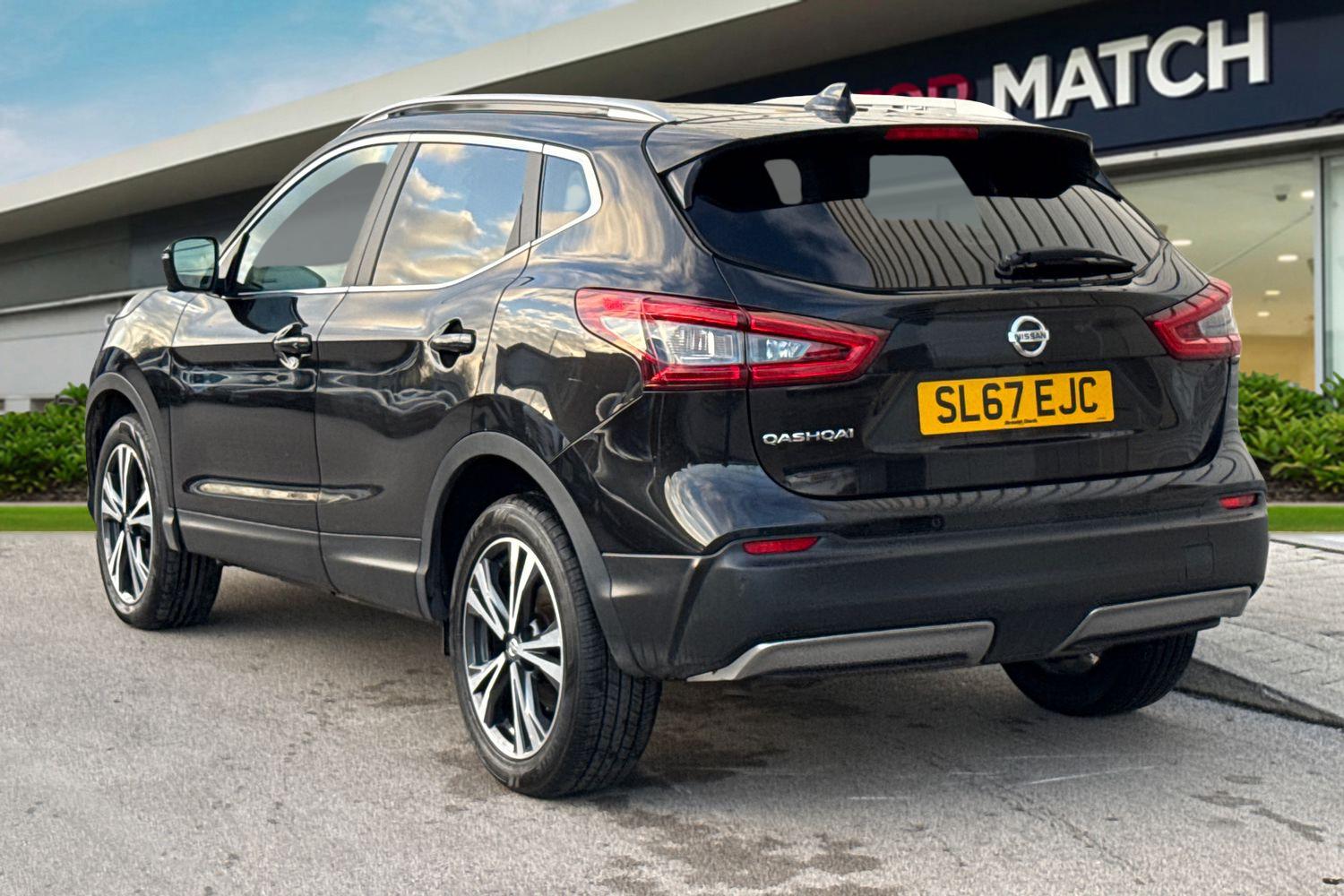 Used Nissan Qashqai 2017 for sale - 77444011: Photo 2