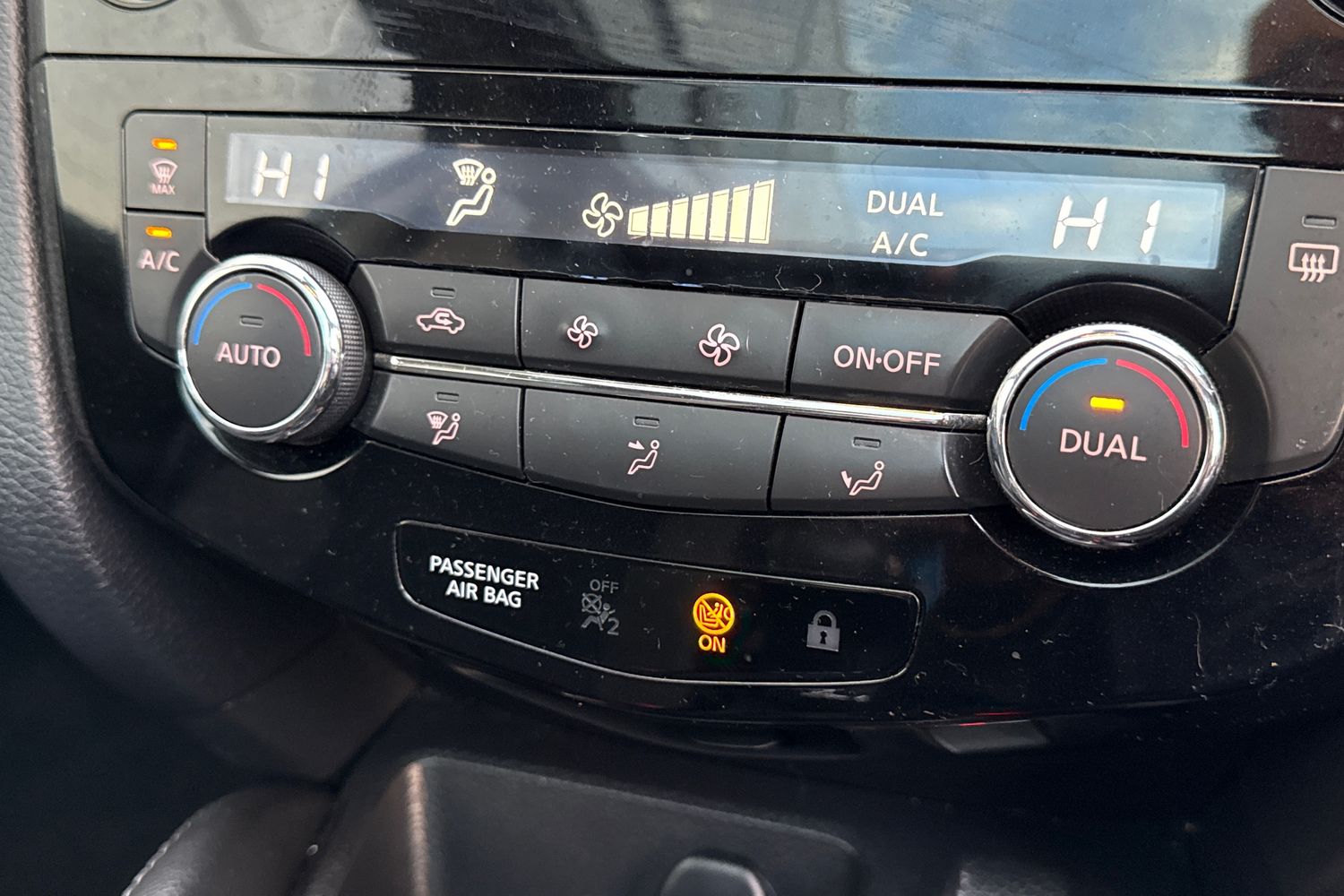 Used Nissan Qashqai 2017 for sale - 77444011: Photo 22