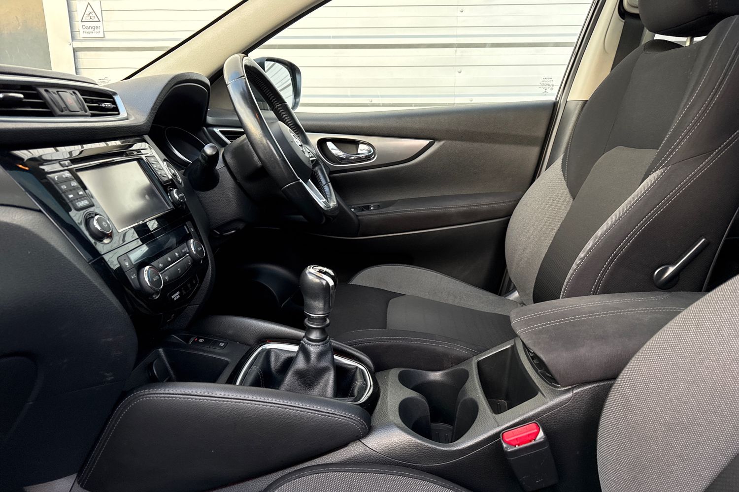 Used Nissan Qashqai 2017 for sale - 77444011: Photo 33