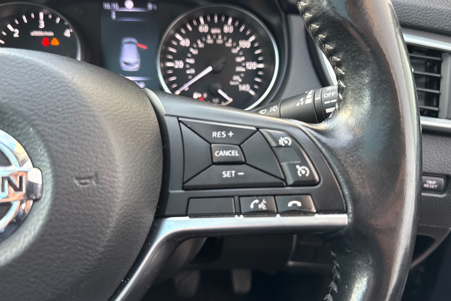 Used Nissan Qashqai 2017 for sale - 77444011: Photo 55