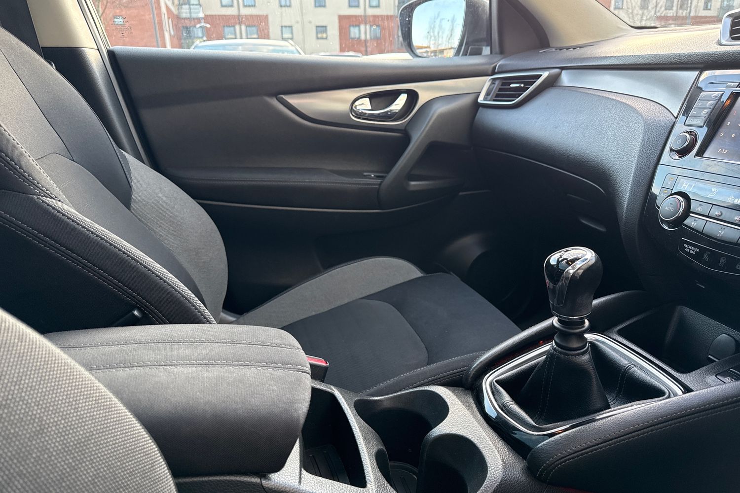 Used Nissan Qashqai 2017 for sale - 77444011: Photo 61