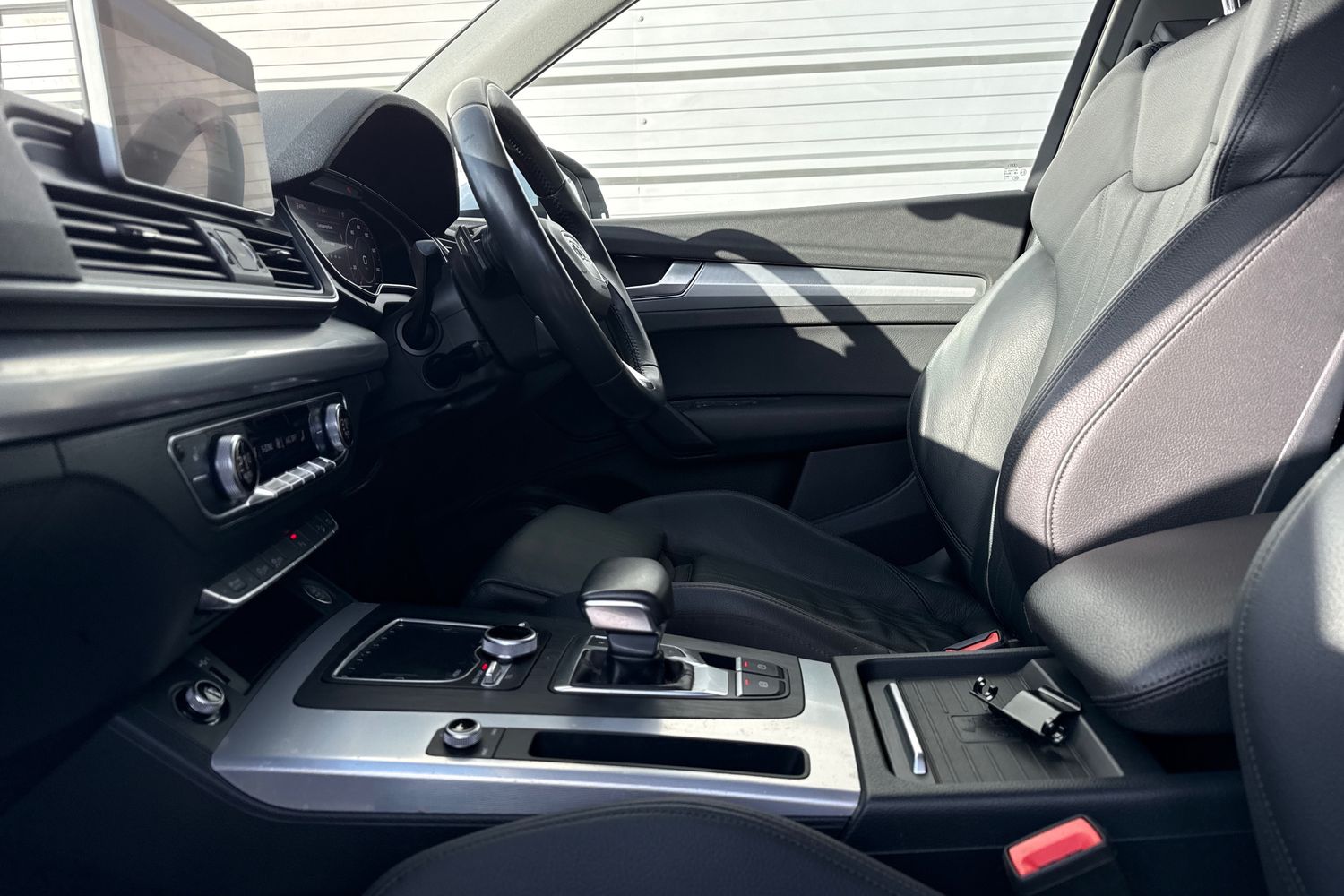 Used Audi Q5 2018 for sale - 77849367: Photo 33