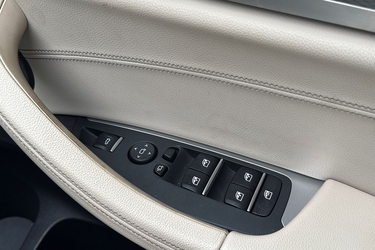 Used BMW X4 2019 for sale - 76288341: Photo 43