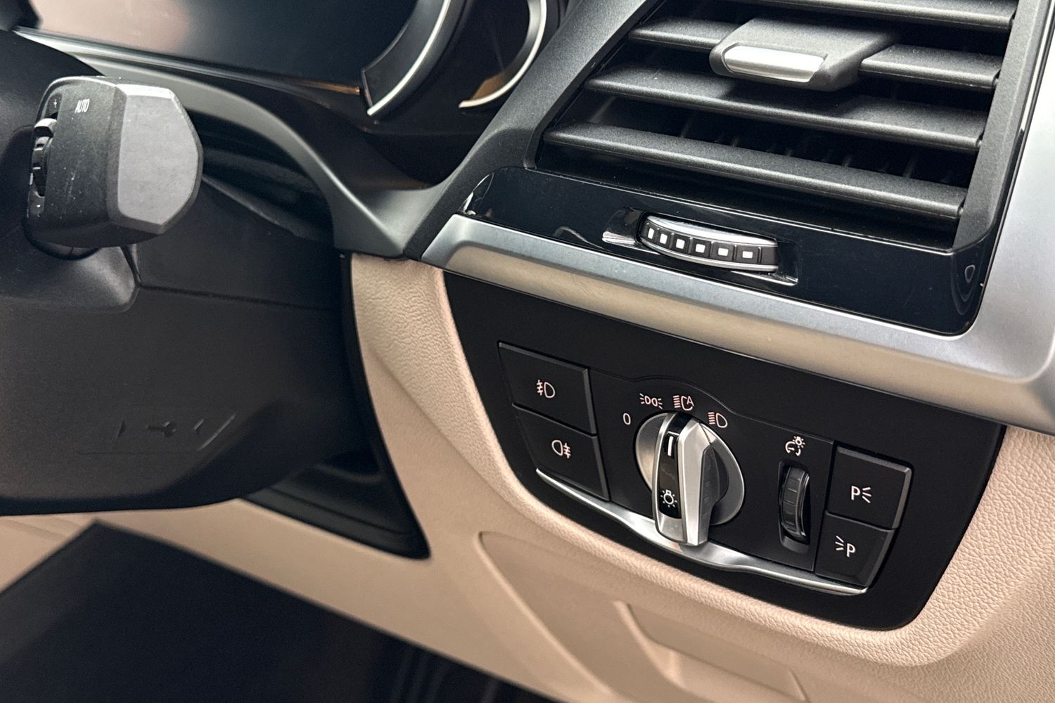 Used BMW X4 2019 for sale - 76288341: Photo 44